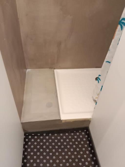 Insolite 46 Chambéry 외부 사진